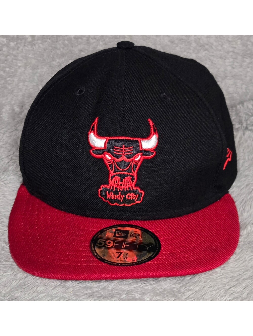 New Era 59FIFTY Chicago Bulls Windy City HWC Fitted Hat 7 1/8 NBA